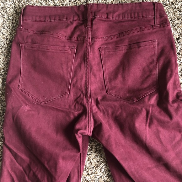 Old Navy RockStar Skinny Jeans - Picture 8 of 9